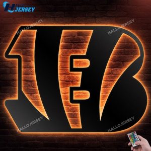 Cincinnati Bengals Cut Metal Sign, Football Wood Sign