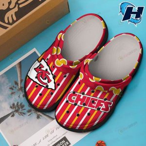 Kansas City Chiefs Logo Pattern Classic Crocs Red & Yellow