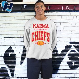 Taylor Karma Is The Guy On The Chiefs Retro Sweatshirt