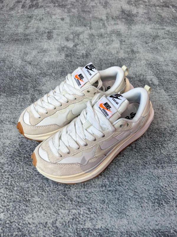 New Arrival Nike Sacai x VaporWaffle DD1875-200 AJ3078