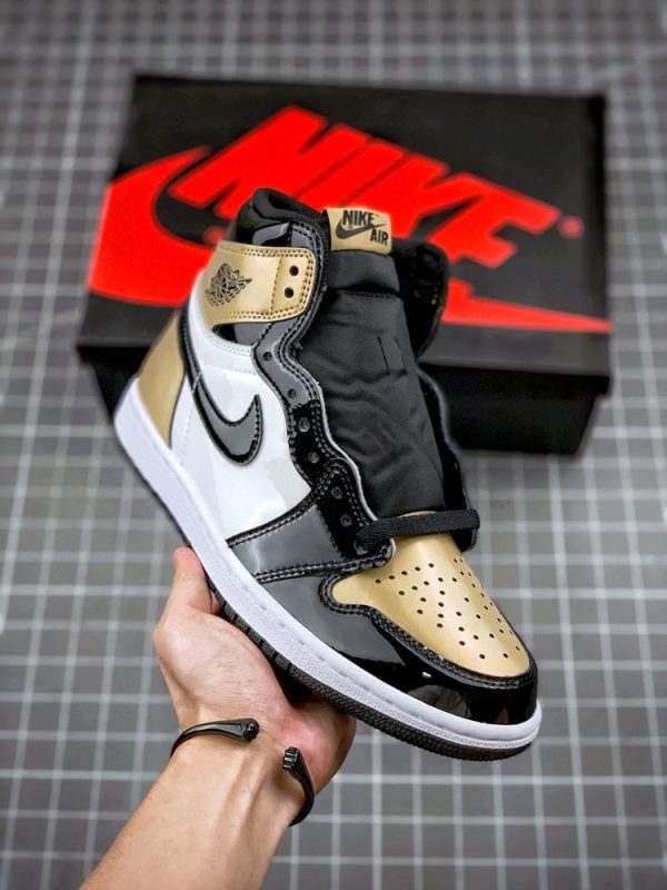 New Arrival AJ1 High 861428-007