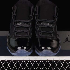 New Arrival AJ11 378037 005 Cap and Gown (2)