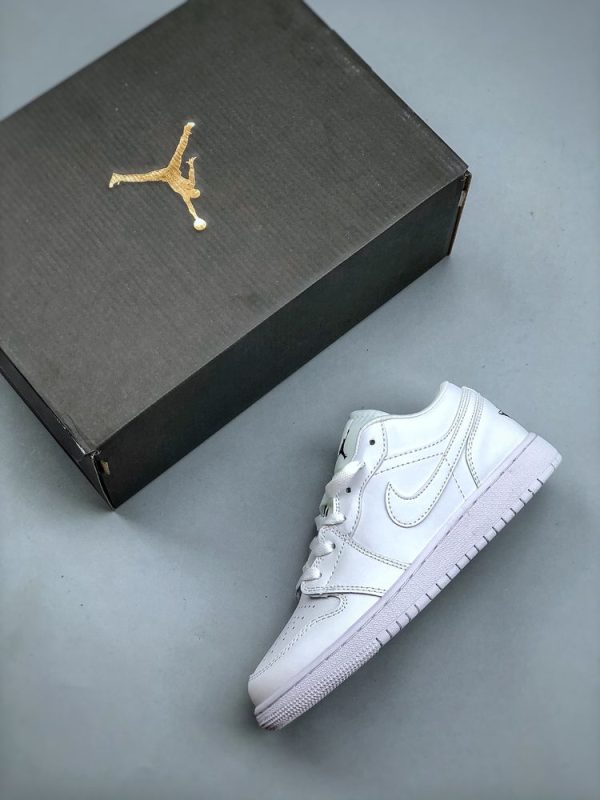 New Arrival AJ1 Retro Low ‘Pure Platinum’ 553558-170 AJ3140