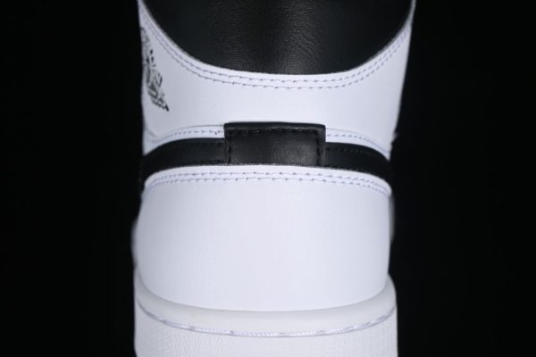 New Arrival AJ1 Mid Reverse Panda DQ8426-132