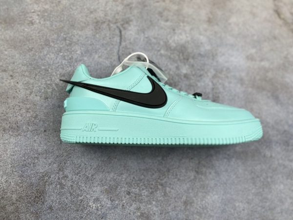 New Arrival AF 1 Low x Ambush AJ3277