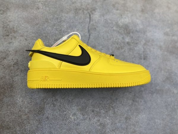 New Arrival AF 1 Low x Ambush AJ3277.1