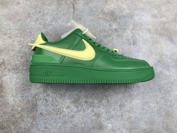 New Arrival AF 1 Low x Ambush AJ3277