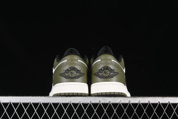 New Arrival AJ1 Low GS Black Medium Olive 553558-092