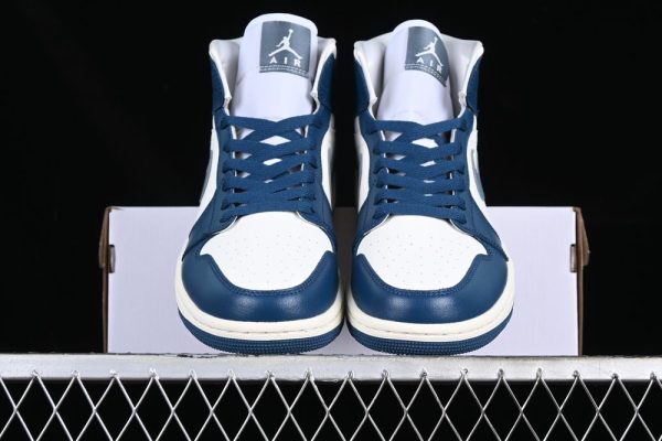 New Arrival AJ1 Mid SE White Blue BQ6472-414