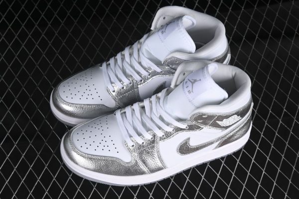 New Arrival AJ1 Mid Metallic Silver FN5031-10