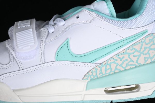 AJ Legacy 312 Low White Light Dew HJ9041-100