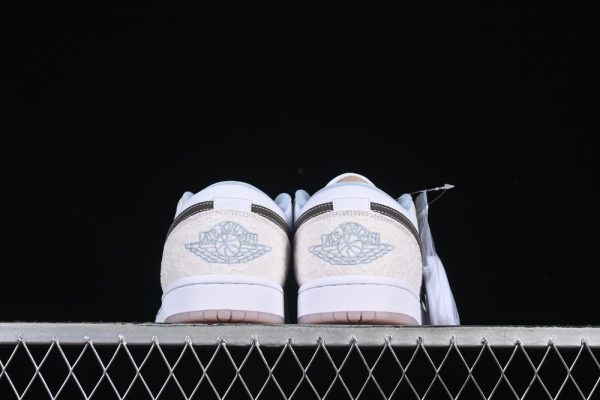 AJ 1 Low Coral IB8859-101
