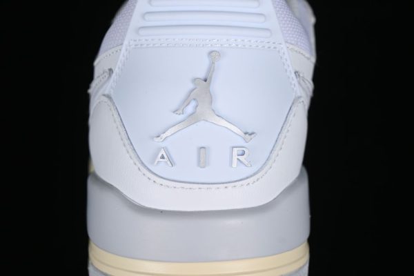 AJ Legacy 312 Low White Coconut Milk HJ9199-111