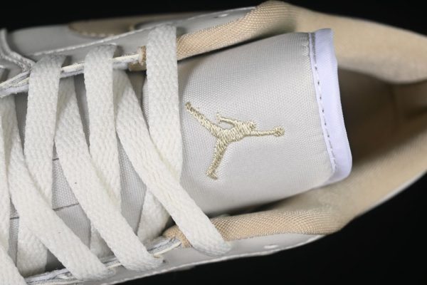 AJ 1 Low Sail Tan DC0774-112