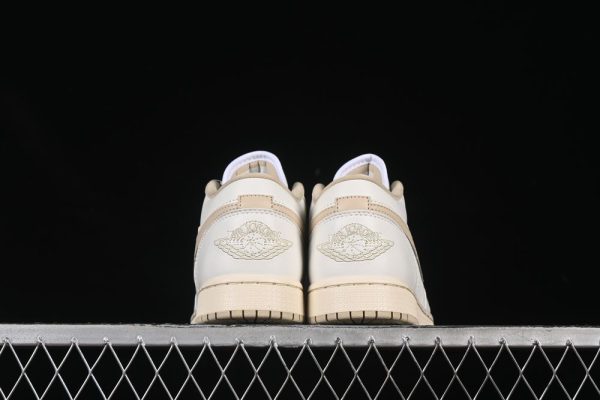 AJ 1 Low Sail Tan DC0774-112