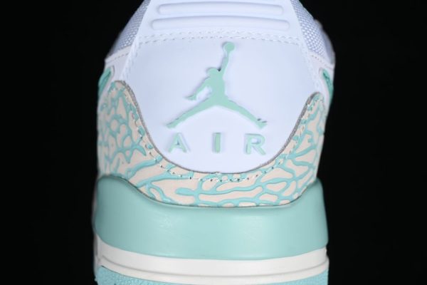 AJ Legacy 312 Low White Light Dew HJ9041-100