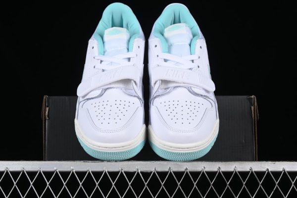 AJ Legacy 312 Low White Light Dew HJ9041-100